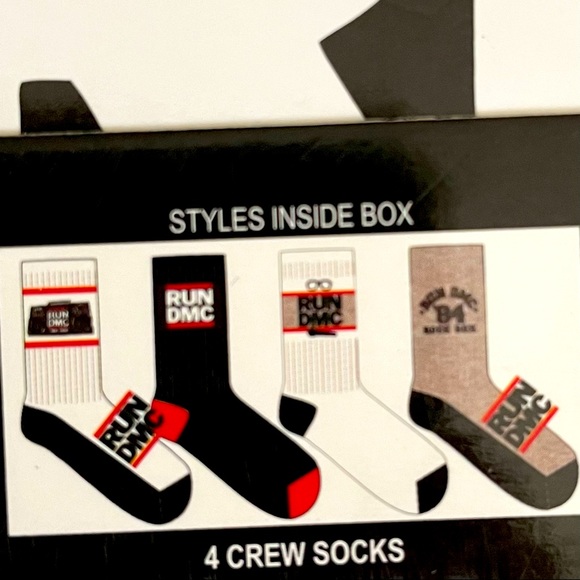 RUN DMC NWT 4 Pack Crew Socks with Box Size:10-13 - Picture 3 of 3